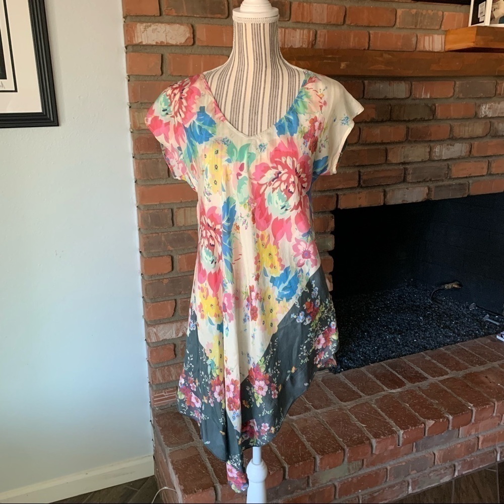 Johnny Was Silk Floral Short Sleeve Asymmetrical Tunic Dress Sz XS